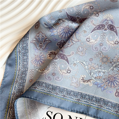The Clara Scarf